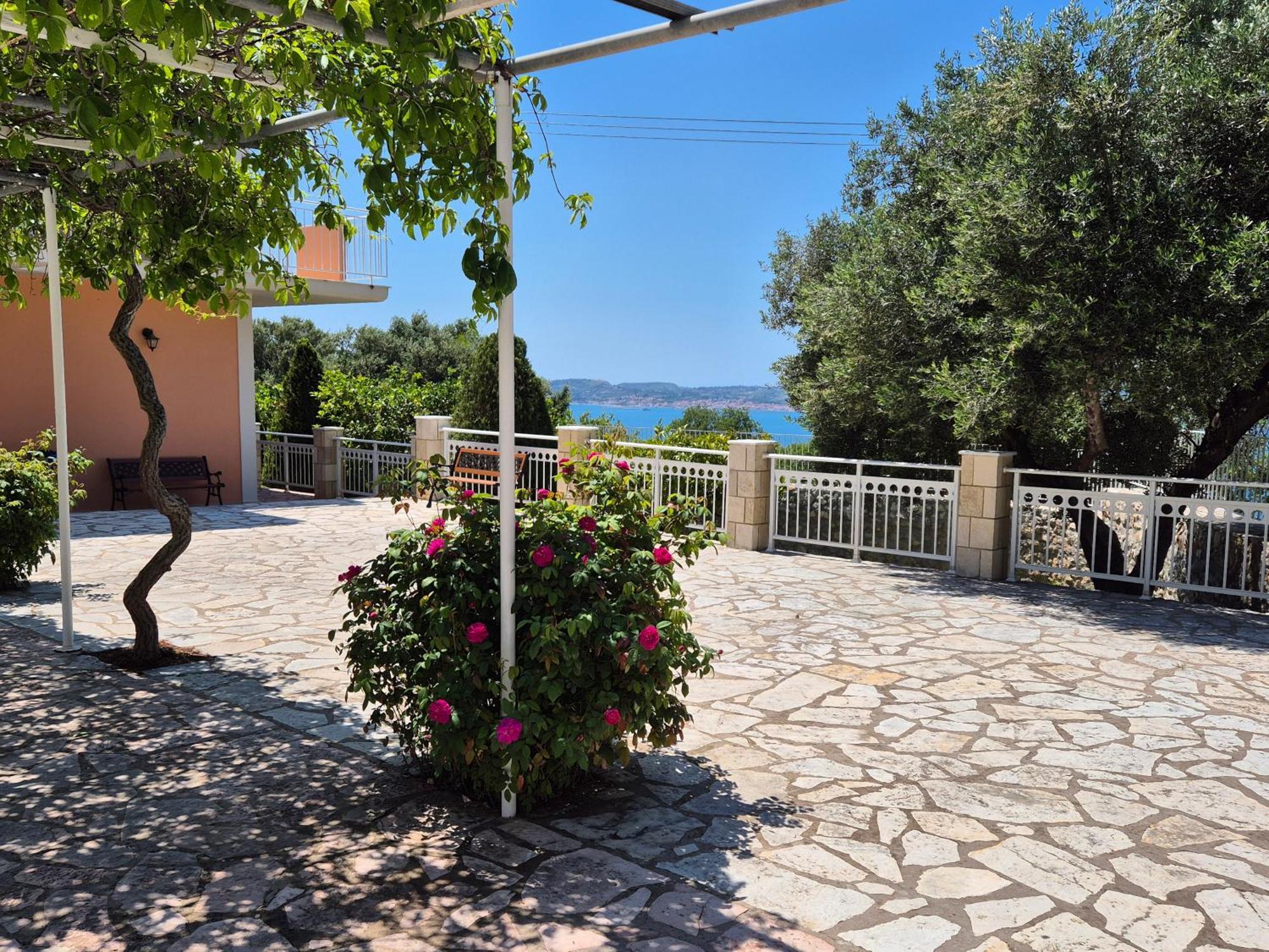 Apartments Marina House Farsa Exterior photo